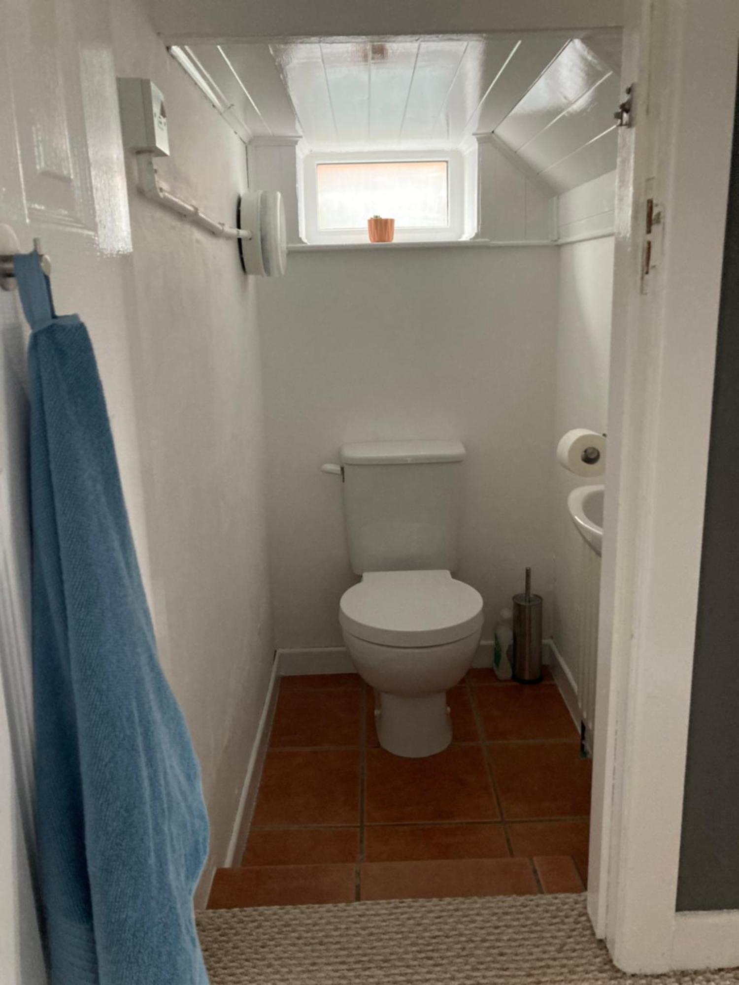 Cosy At Cumberland - Double Room With Shared Bathroom Dundonald  Ngoại thất bức ảnh